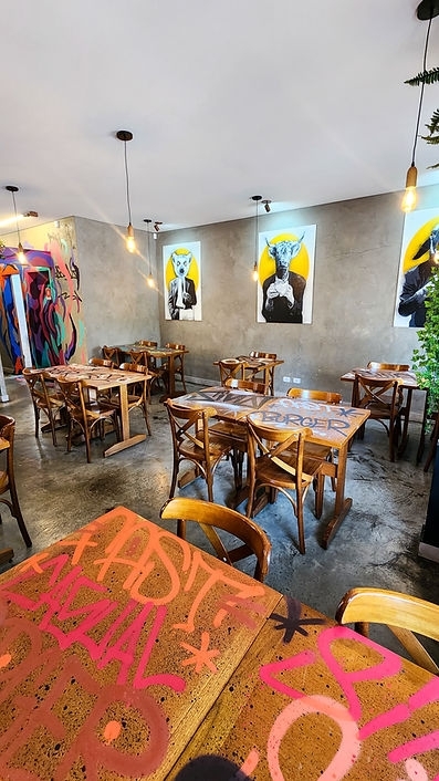 Restaurante: Sina - Burgers, Wraps e Saladas - Água Verde