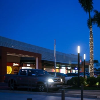 Shopping: Viva Open Mall — 5